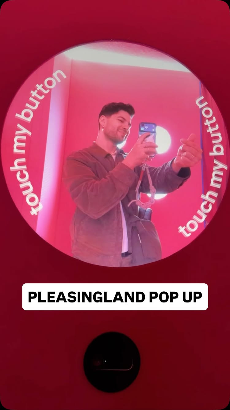 PleasingLand Pop Up