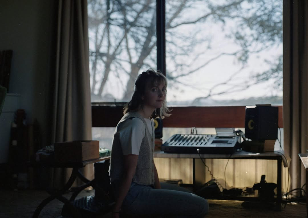 Hana Stretton and WOOM at The Nest