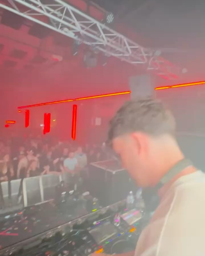 Chennerz at Tunnel Club