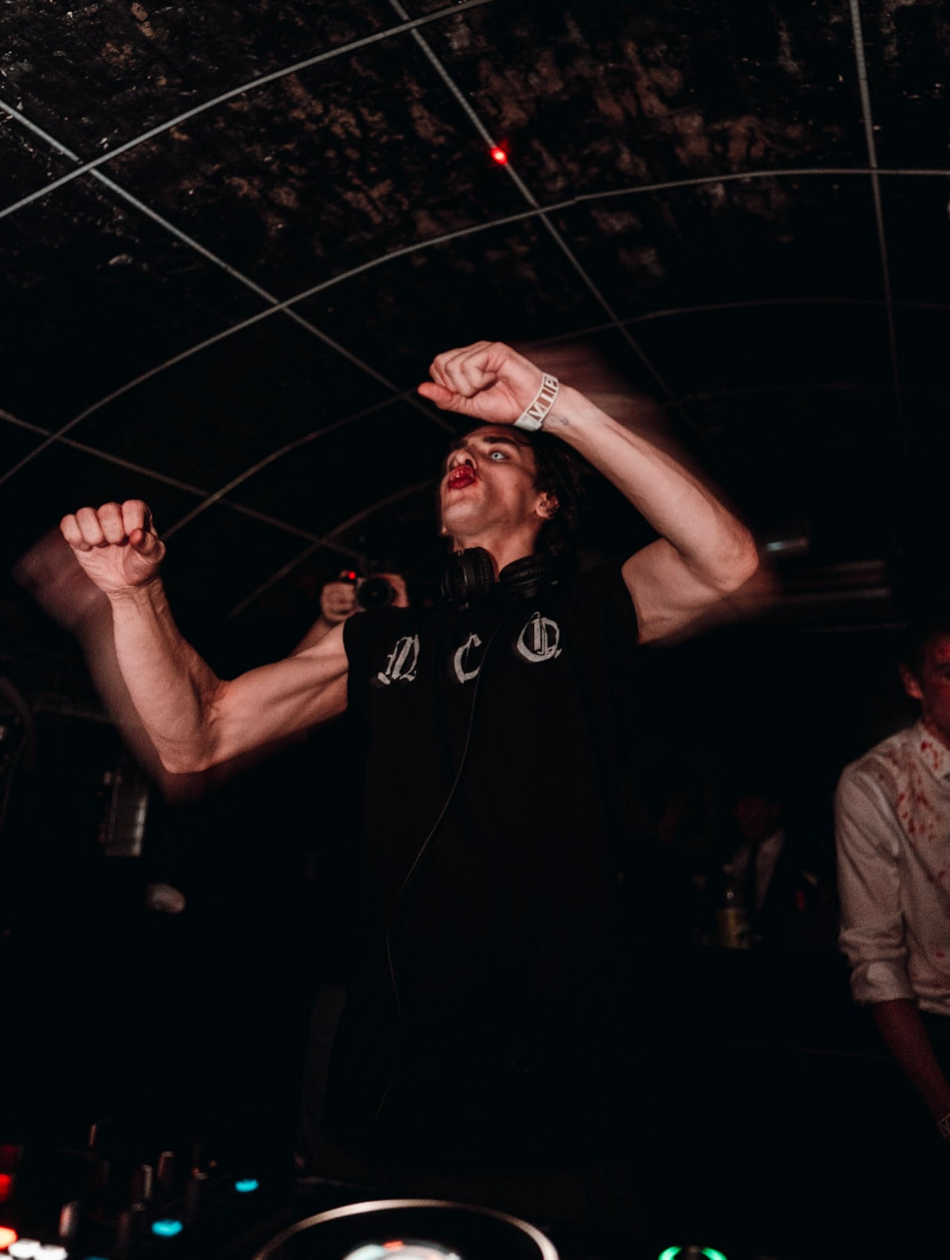 LILWARB B2B VULNERO
