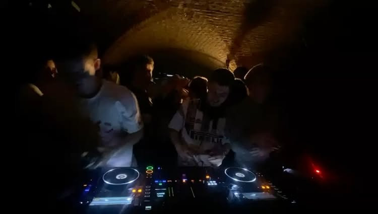 Tonight's Takeover at Kiki