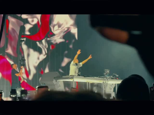 Malugi & Sammy Virji at Finsbury Park