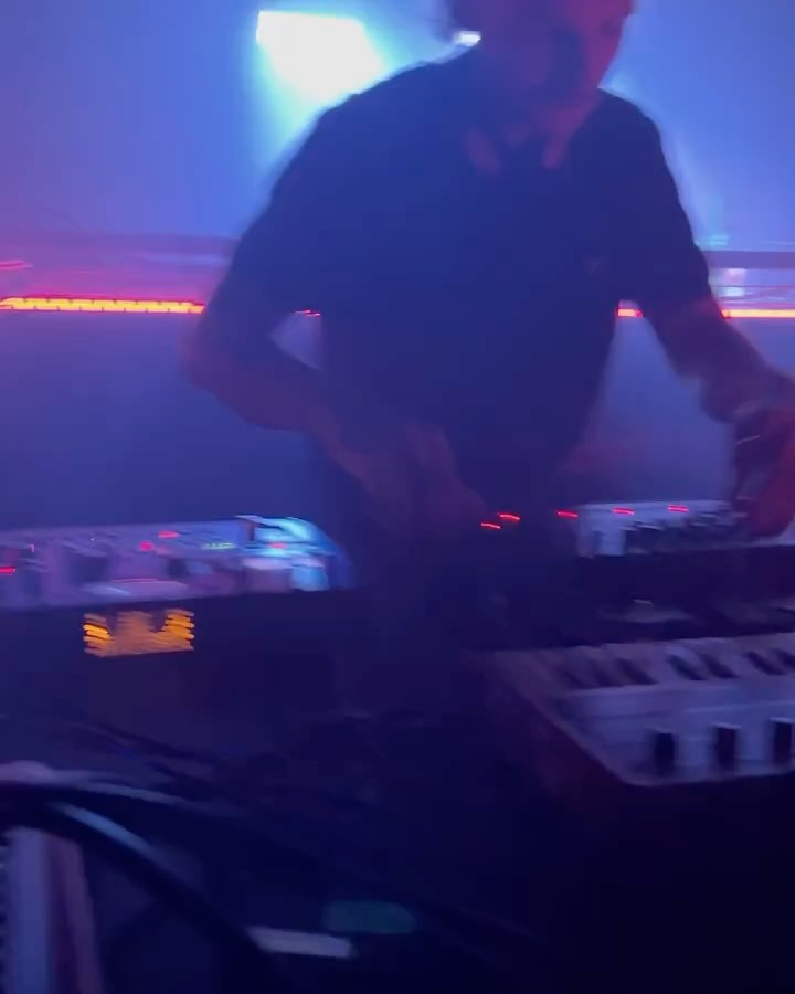 Impulse Control at Avalon Café