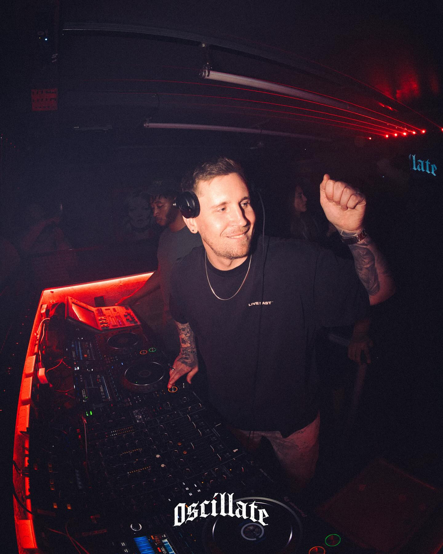 Oscíllate presents Jammer
