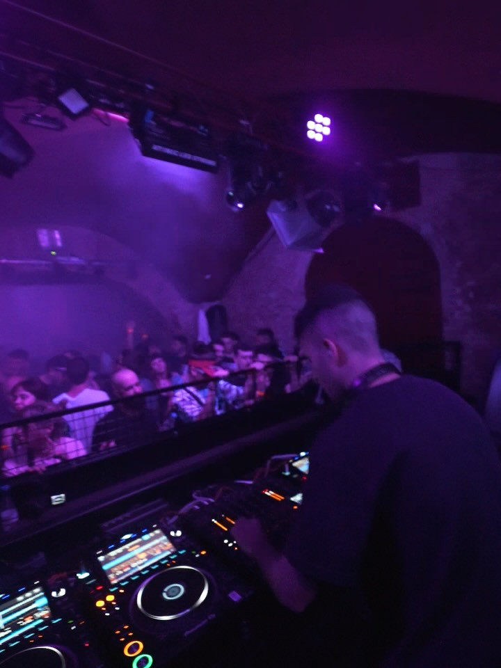 Techno in London at The Glove That Fits